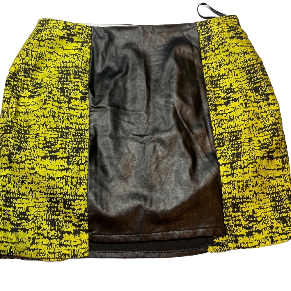NEW L Ya Los Angeles MINI Skirt yellow Black Retro 80s Night Club Faux Leather L